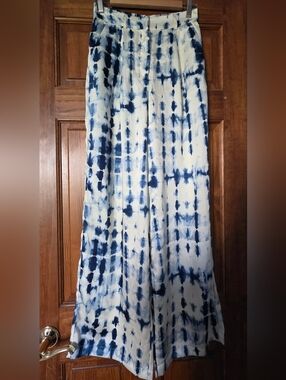 House Of Harlow Pants